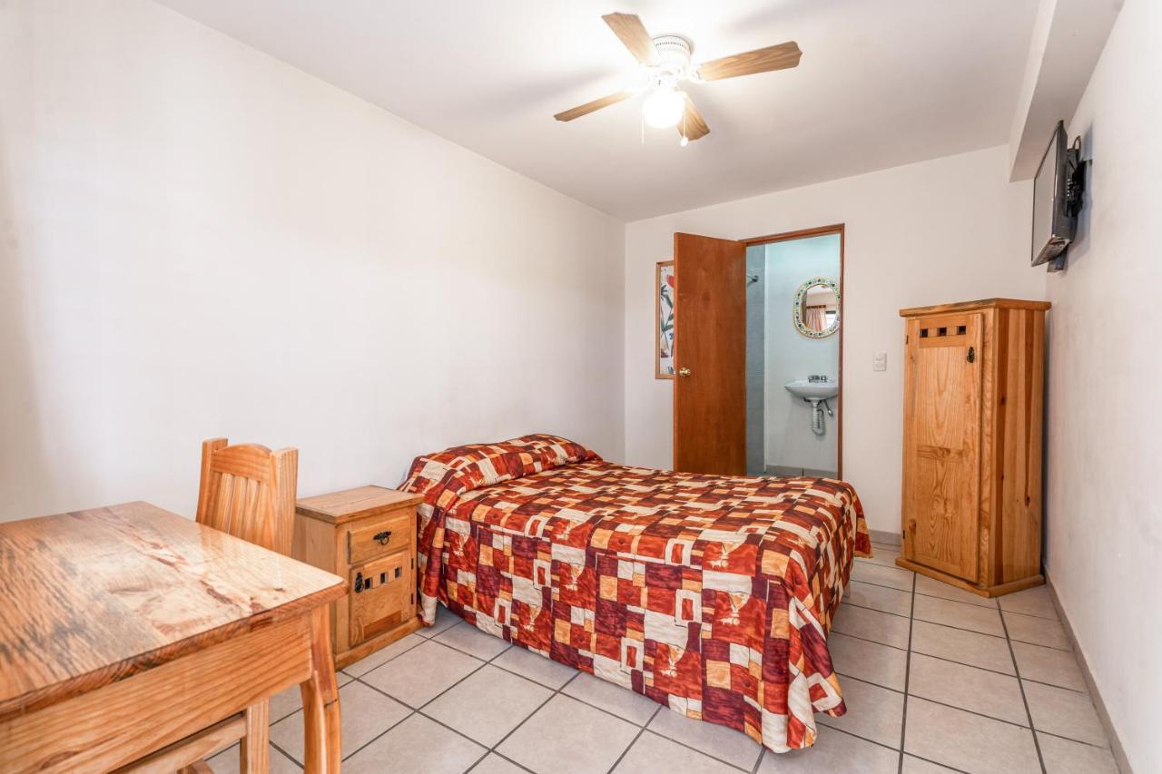 Cinco De Mayo Hotel Queretaro Ngoại thất bức ảnh